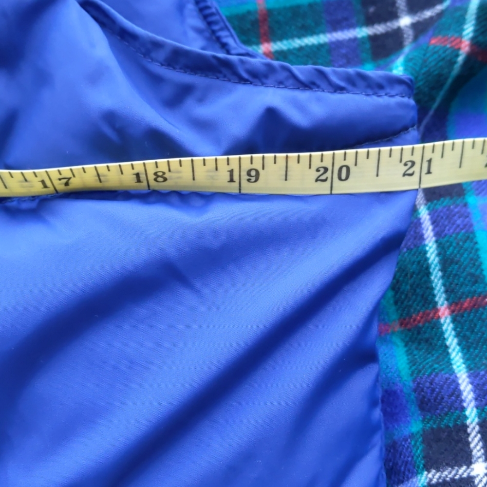 goose down vest - Picture 6 of 7